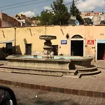 Casa Num 11 - Arquitectos